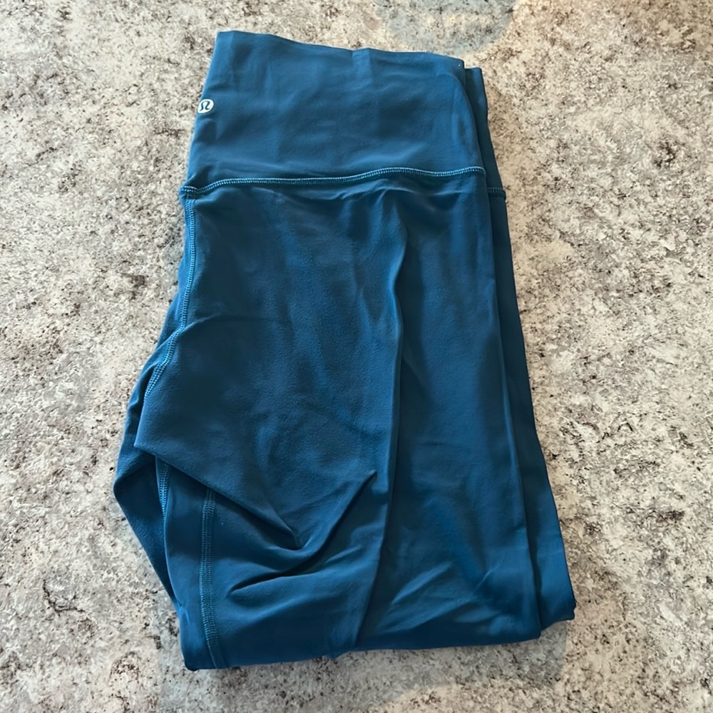 Lulu Lemon Align 25”
